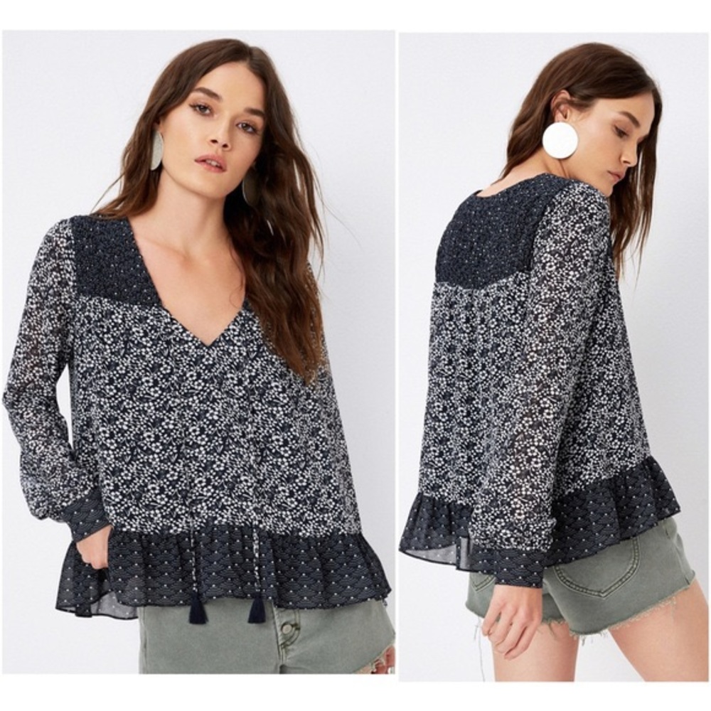 Tularosa Harrison Top in navy floral print